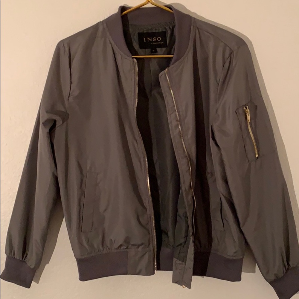 Grey wind breaker